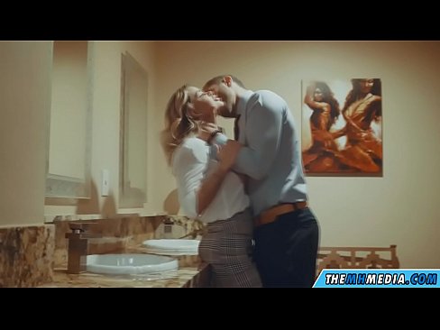 ❤️ Kad te prsata plavuša zavede u javnom toaletu ❤ Ruski porno kod nas bs.pornplaybb.ru ❌